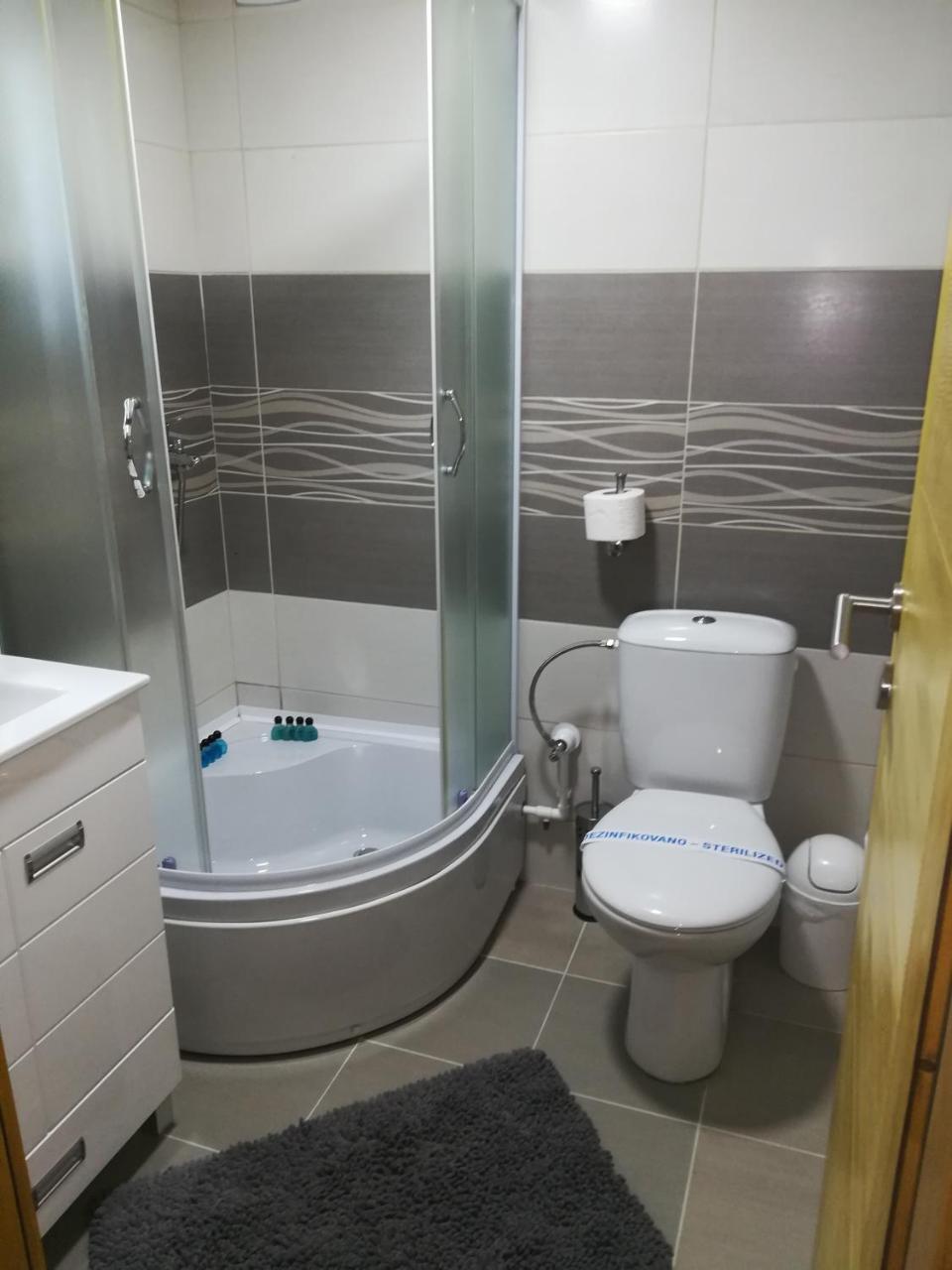 Vila Jelena Crni Vrh Luaran gambar