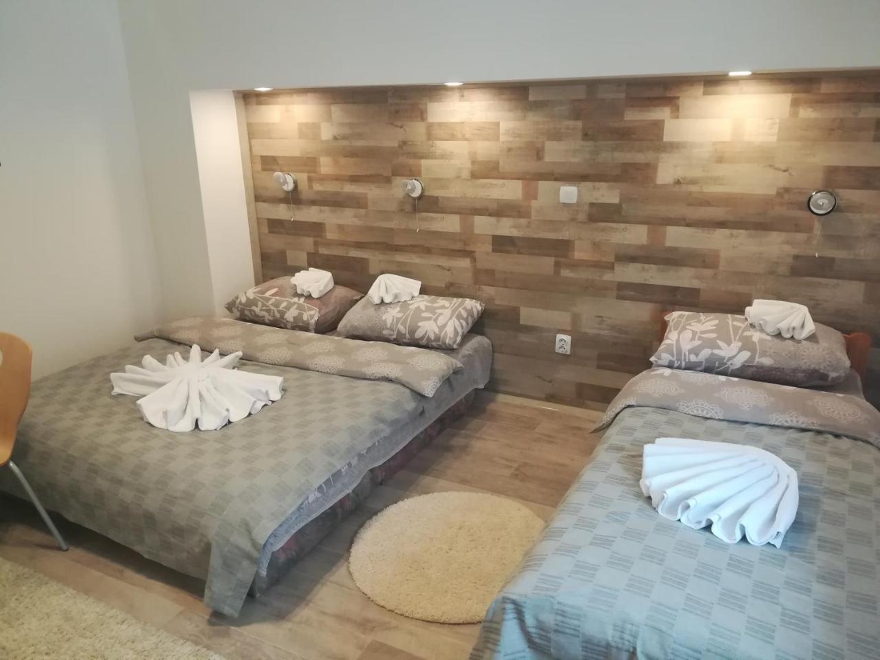 Vila Jelena Crni Vrh Luaran gambar