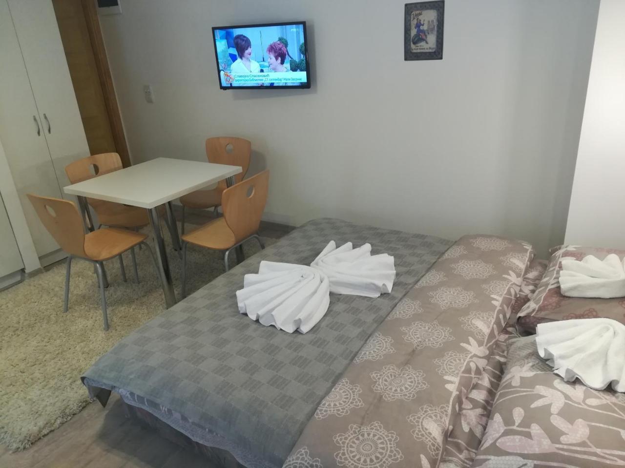 Vila Jelena Crni Vrh Luaran gambar